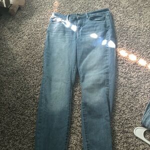 Women’s Levi Jeans